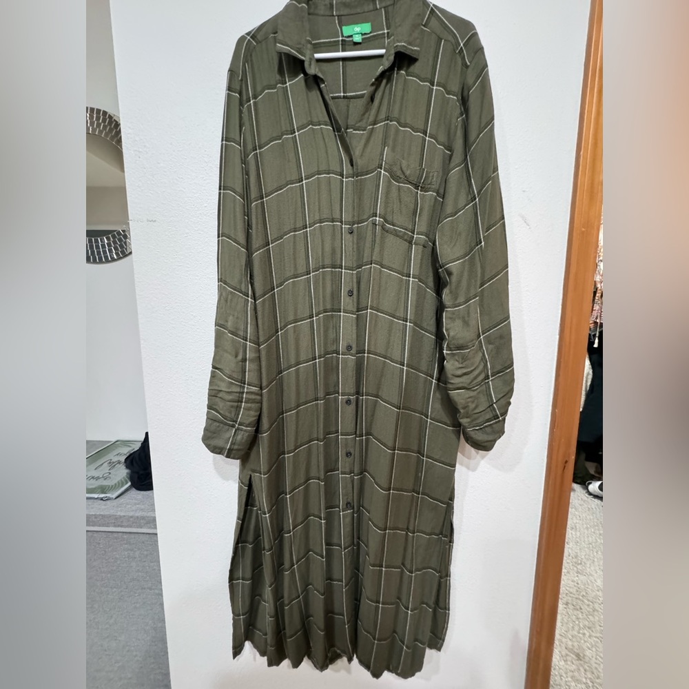 This  fall dress can be worn as a duster jacket.